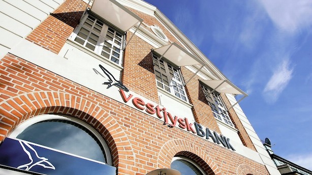 Presset bank tjente 108 mio - fastholder forventinger