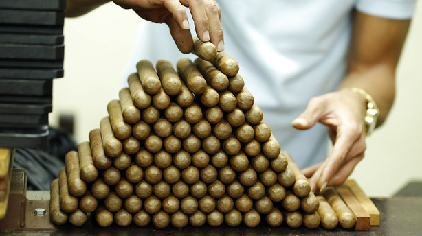 Alle danskere kan blive tobaksejere - ATP holder øje med Scandinavian Tobacco