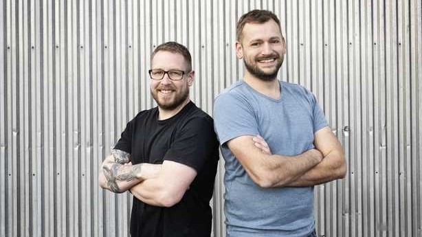 Piercingsmykke-firmaet Blue Monkeys in Space blev døbt i en ordentlig brandert: To barndomsvenner oplever stor vækst
