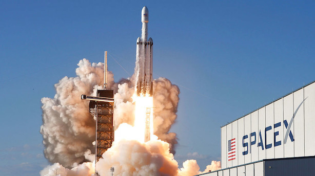 Tesla-ejer får millionkontrakt med Nasa: Skal sende raket til kollision med asteroide