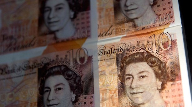 Valuta: Sterling styrkes efter brexitkompromis-invitation