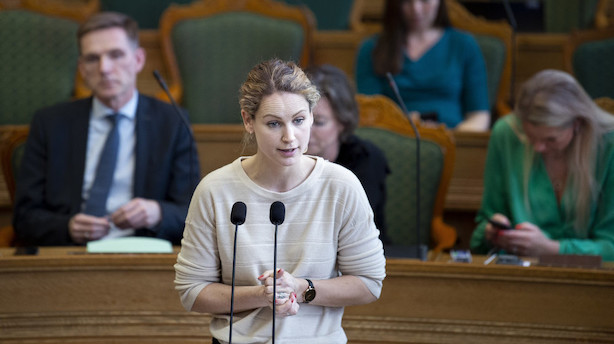 Medie: Enhedslisten udskyder krav om EU-afstemning efter brexitkaos