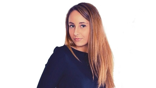 17-årig iværksætter sælger for millioner på webshop