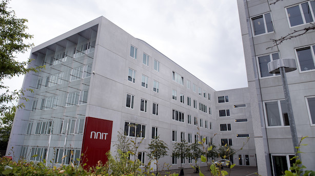 NNIT Fastholder forventninger og sænker investeringsprognose