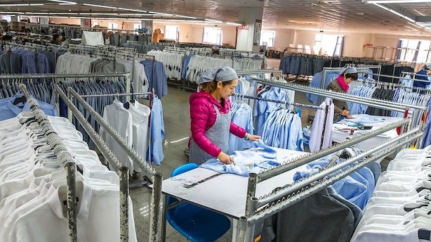 Kina: Novembereksport tager revanche for massivt oktoberdyk