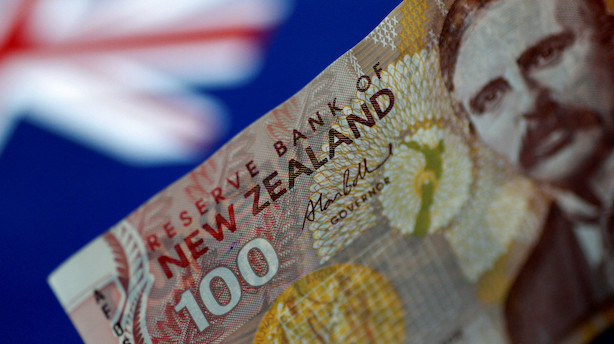 Valuta: Newzealandsk dollar bølgede frem og tilbage efter rentemøde