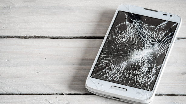 Din næste smartphone får superglas