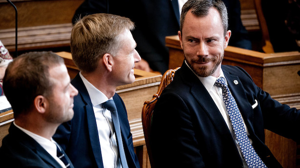 Beskæftigelsesminister hørte melding som utrolig positiv: Men DF mener det samme om tidlig pension