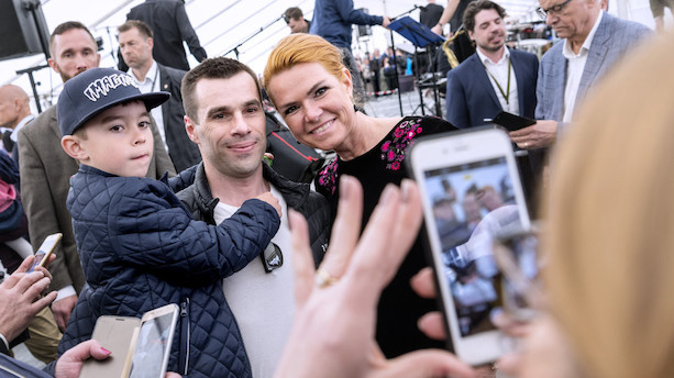 Støjberg vil gøre det sværere at få statsborgerskab