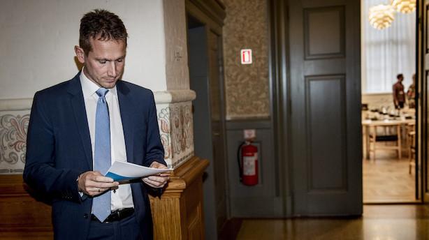 Finansminister: Arbejde må ikke gøre asylanter til indvandrere