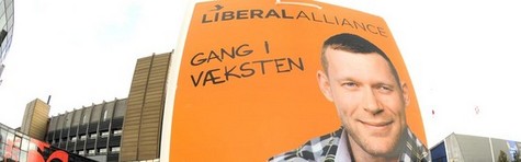 Joachim B. Olsen på vej i Folketinget