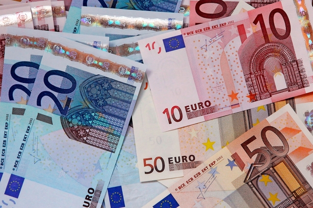 Debat: Italienerne bør kigge indad fremfor at give euroen skylden