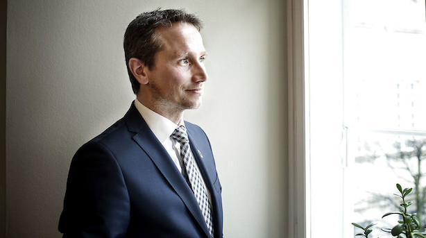 Minister udløser dansk-svensk milliardstrid om Postnord