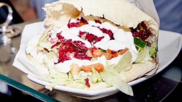 Stor kebab-test: Det her er den bedste durumrulle jeg nogensinde har smagt
