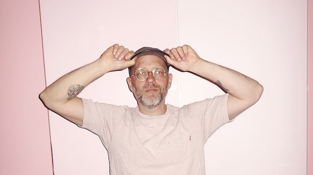"Følelsen af kaos har altid været der, og jeg får mere og mere smag for den"
