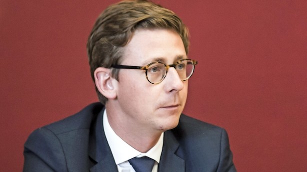 Børsen mener: Lauritzen er minister for gakkede afgifter