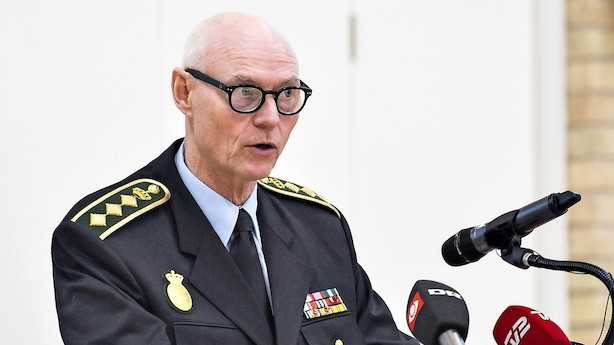 Børsen mener: Giv rigspolitichefen plads til at lede politiet