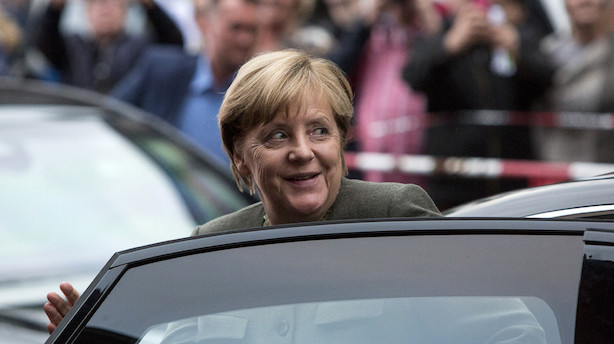 Merkel: "Dette valg er ikke afgjort"