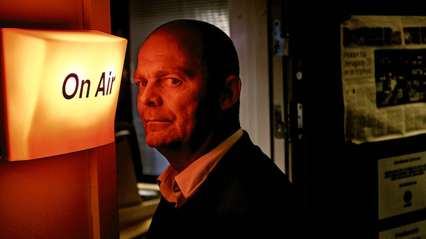 Han har købt mere end 100.000 timers live sport