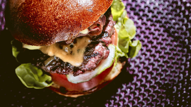 En virkelig god burger med virkelig lang ventetid