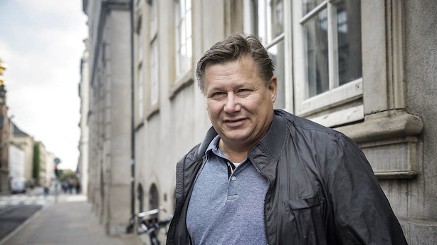 Kasi-Jesper scorer 90 mio på licenser i smykkefirma