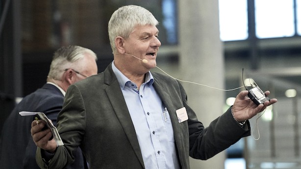 Svært at sælge robotfirmaer på ét minut