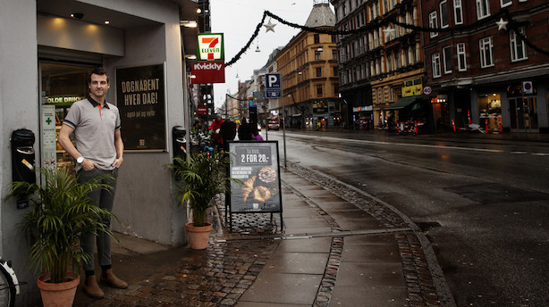 Bare 22 år og headhuntet til chef: Her er 7-Elevens gulddreng