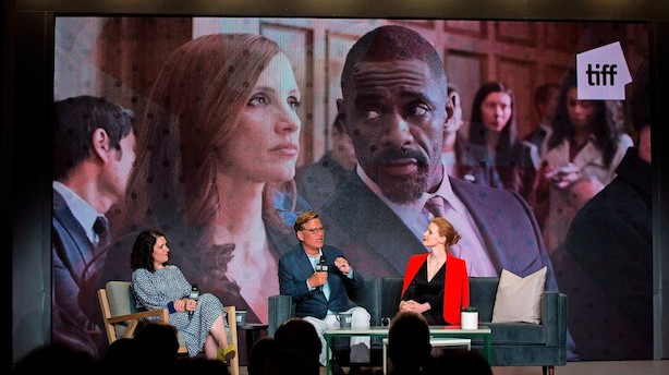 Filmaktuelle Aaron Sorkin: "Jeg holder meget af helte uden kappe eller superkræfter"