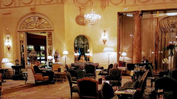 Overdådig frokost på The Ritz i Madrid for bare 77 euro alt inklusive