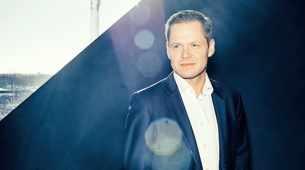 Bil-boss vil undgå Blockbuster-skæbne: Med speederen i bund gør han klar til de selvkørende biler