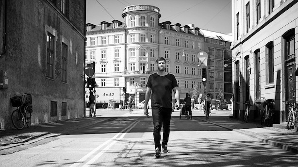 Filminstruktør Milad Alamis prisvindende drama giver indblik i desperat flygtnings liv