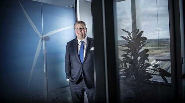 Eksterne topchefer hitter hos investorerne