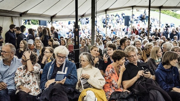 Forfattermøder, læsegrupper, og litteraturfestivaler hitter: Bogen er blevet en rockstjerne