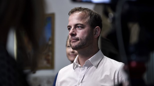 Børsen mener: Nu fanger bordet for De Radikale og Østergaard