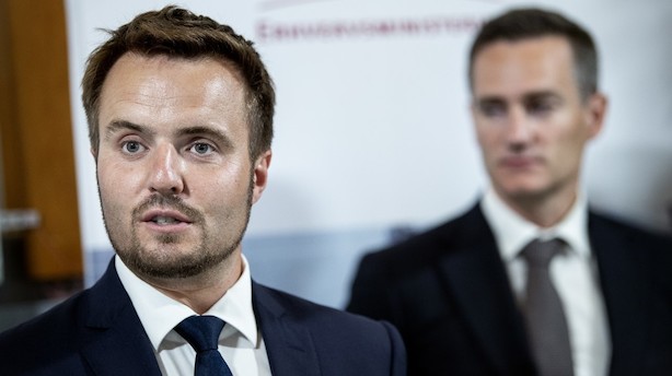 Børsen mener: Renten er ikke lav, pas på overregulering