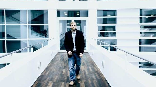 "Selvom optimismen er dæmpet lidt, så har vi helt klart Fed med os. Det er det, markedet køber ind i, og derfor kan regnskabssæsonen blive lidt mere grim, end den plejer, for nu får vi syn for sagen"