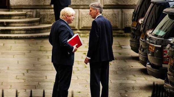 Boris Johnson forbereder no deal-regering