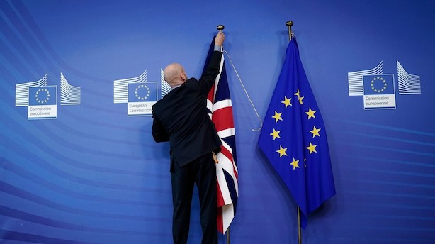 Det britiske parlament samles lørdag: Tre stemmer kan afgøre brexit-aftales skæbne