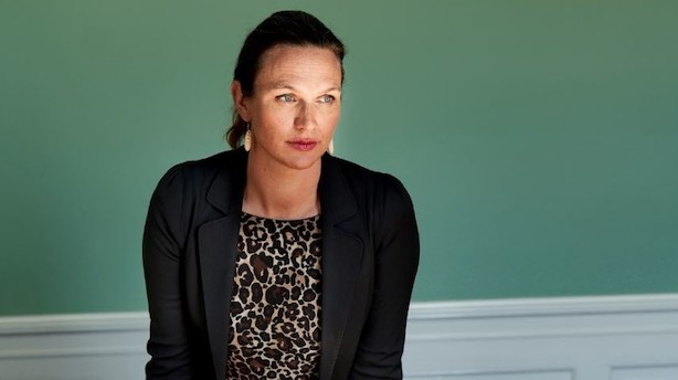 Debat: "I stedet for at se os blinde på en mandekultur, der snart er blevet gennemlyst og kritiseret fra alle vinkler, bør vi også rette blikket mod kvindekulturen"