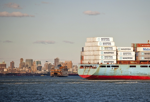 Maersk Line satser massivt på intelligente containere