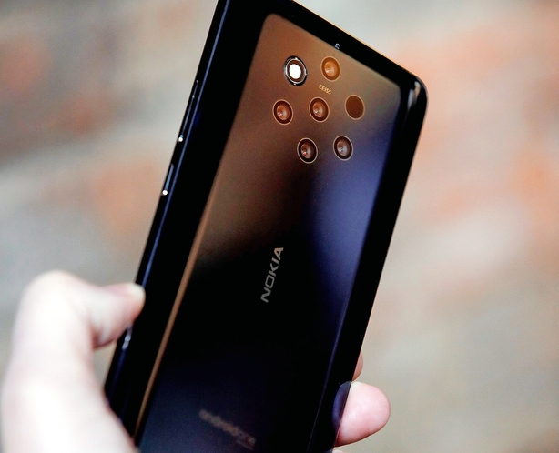 Børsen guider gadgetnørder rundt i det seneste våbenkapløb