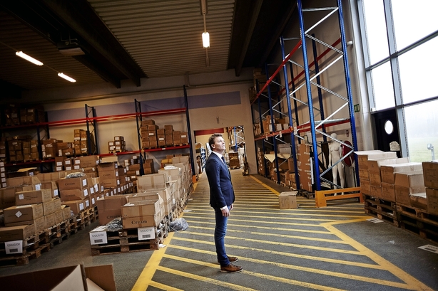 Fiasko for jysk modeboss: Milliardsalg ryger i vasken