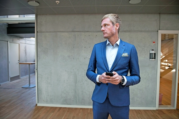 Spar Nord-chef i bitter krig med Apple