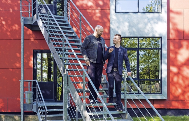 Sig dit nye arbejde op og få tre måneders løn som belønning