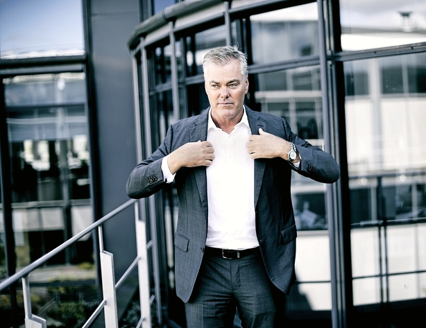 Nets-boss bryder tavshed efter bud: Fortsætter gerne