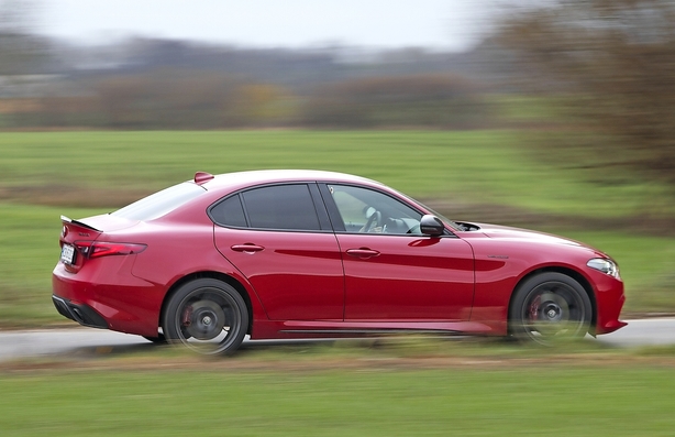 Alfa Romeo Giulia i festhumør