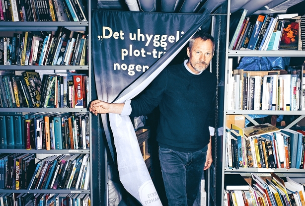 Satsede hus, bil og butik: Nu sælger han på én dag, hvad en boghandel gør på et år