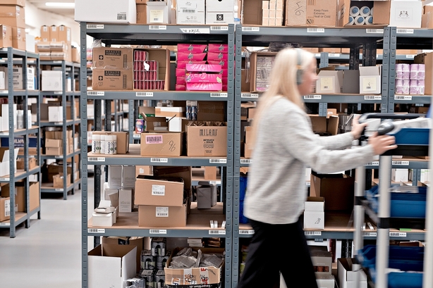 De startede med at lave robot til Coolshop