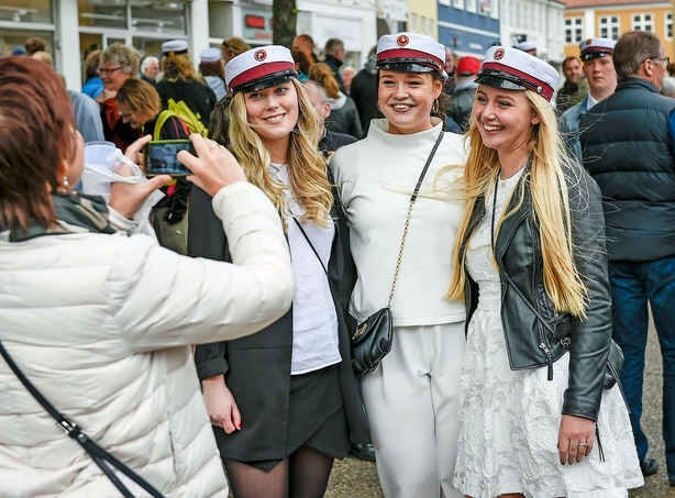 Børsen mener: Tillykke til studenterne - men gid der var færre