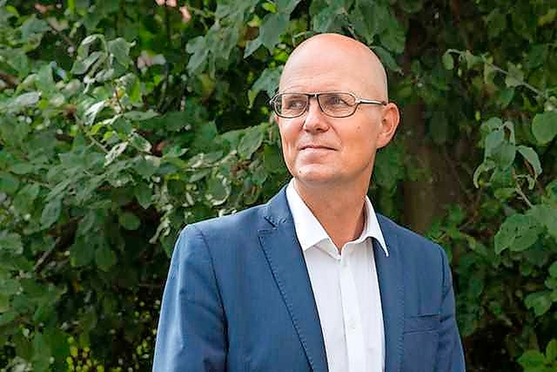 Debat: Invester i de politikere der vil skabe en folkelig aktiekultur